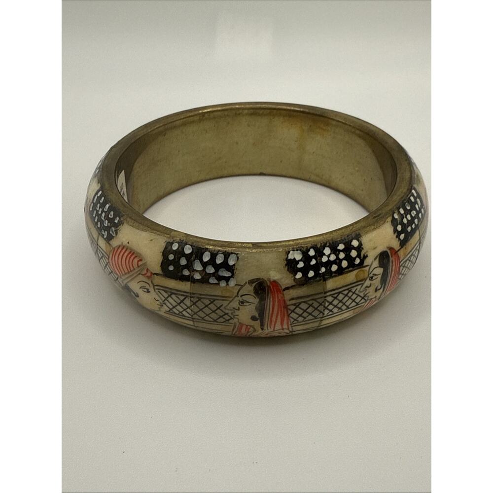Vintage Bangle Bracelet Painted Enamel Brass Tone Made in‎ India 8”